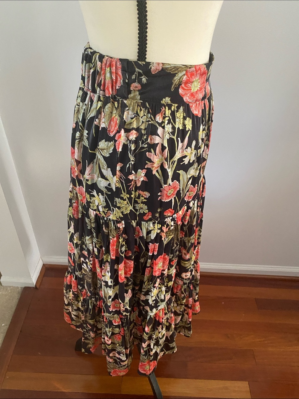 Lauren Conrad NWT size PXS floral skirt - Picture 3 of 9